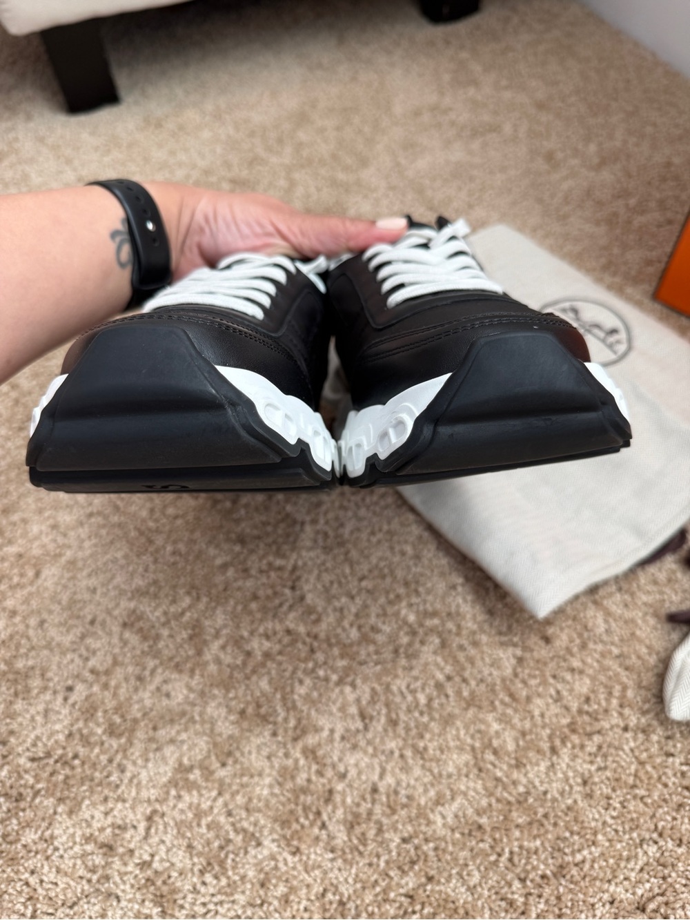 Hermes Impulse Sneakers - Women’s - Picture 5 of 16